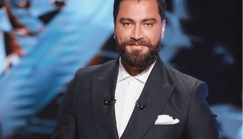 معتصم النهار يفوز بجائزة نجم العرب