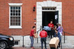 أمريكا تطلب من الطلاب الأجانب مغادرة البلاد في هذه الحالة