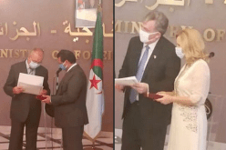 وزارة الخارجية تكرم سفيري الهند وأمريكا عقب انتهاء مهامهما بالجزائر