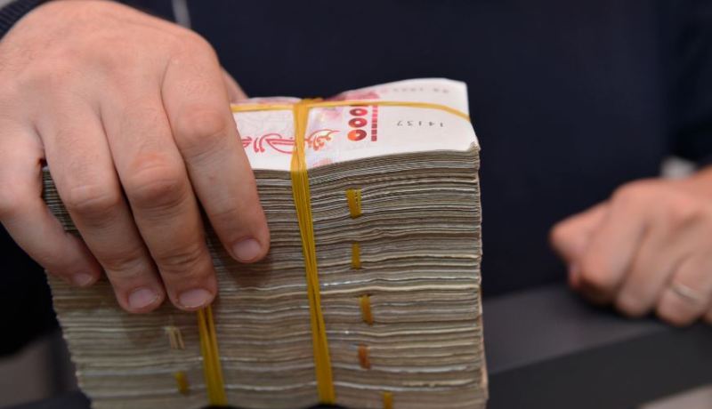 هكذا نصـب «الحـاج ابراهيم» الهارب في دبي على شاب لتهريب 95 مليارا!