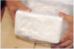 حبس شقيـق برلماني في قضية كيلوغـرام من «الكــــوكايين» بميناء خميس الخشنة