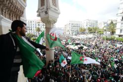 الجمعة الثامنة تنتهي بمواجهات عنيفة في العاصمة!