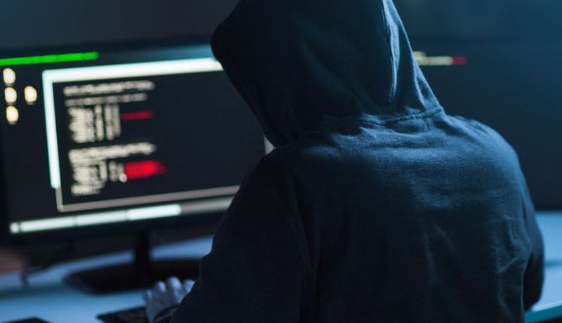 «هاكر» بمستوى الثامنة أساسي يخترق أنظمة معلوماتية للإشادة بـ«داعش»!