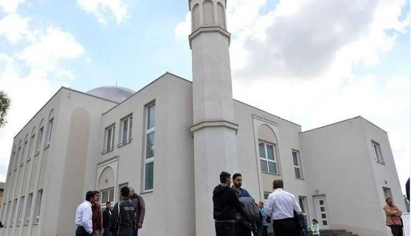 محكمة ألمانية تلغي أذان الجمعة بسبب زوجين