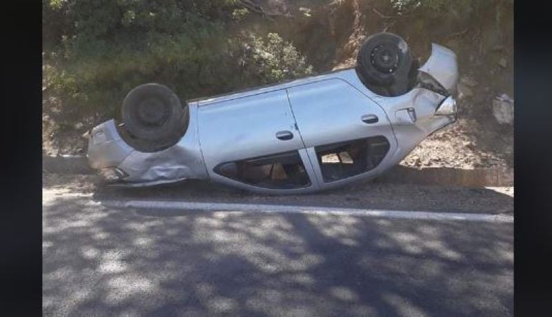 الشلف: إصابة 4 أشخاص خلال انحراف وانقلاب سيارة سياحية