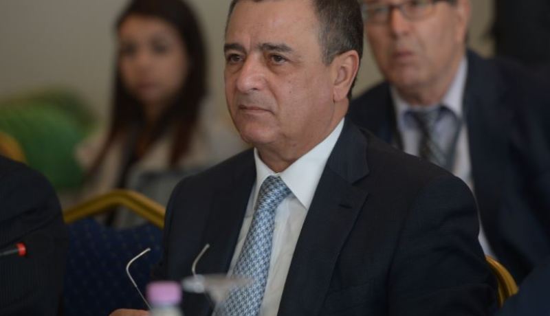 وزير بحكومة بدوي أمام العدالة.. وبوشوارب فار من العدالة!