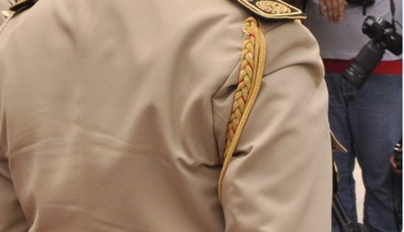 الإطاحة بمحتال انتحل صفة «جنرال ماجور» للاحتيال على رجال أعمال في جيجل