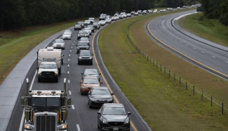 هروب مليون أمريكي من إعصار فلورنس