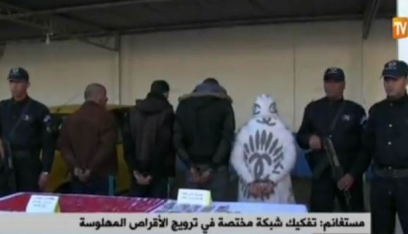 بالفيديو.. تفكيك شبكة اجرامية بمستغانم