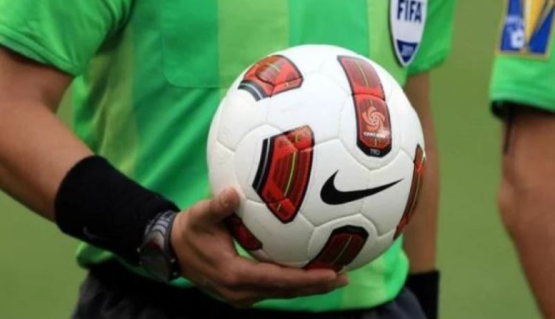 الحكم “ميال” لإدارة الداربي بين سوسطارة والشباب