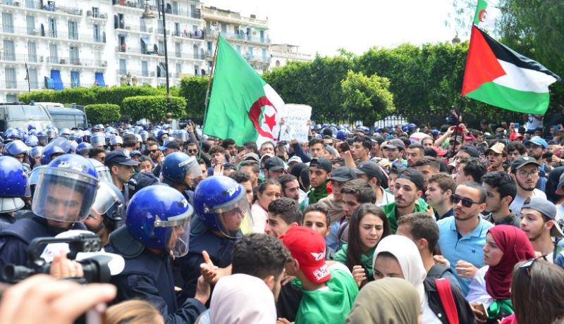 «لا تصويـــت لا انتخـــاب.. هــــذا قــــرار الطــــلاب»