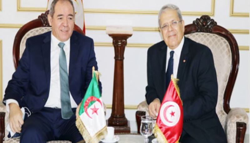 بوقادوم يتصل بنظيره التونسي للاطمئنان على وضعه الصحي