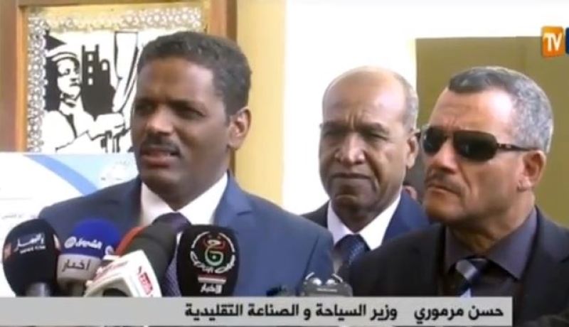 بشار: وزير السياحة والصناعة التقليدية يثمن مشروع المعهد الوطني للسياحة