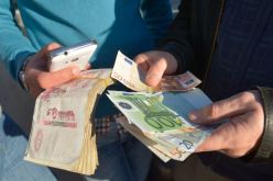 100 أورو بقرابة 22 ألف دينار.. وأسعار الدولار نار!
