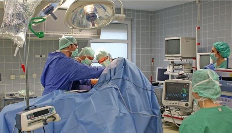 أطباء فرنسيون لتكوين الجزائريين في نزع الأعضاء بأقسام الاستعجالات