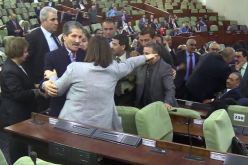 “دبزة ودماغ” داخل البرلمان بسبب عبارة “اسكتوا يا الجاج”