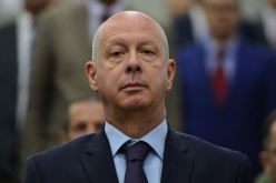 راوية «يحطّب» السيناتورات!