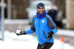 بالصور.. محرز الأشقر يلعب بالثلج