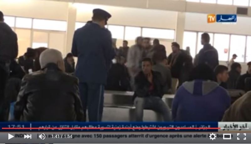 بالفيديو منع سفر 270 رعية مغربي بإتجاه ليبيا عبر مطار هواري بومدين لدواعي أمنية