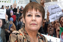 بن غبريت تؤكد إستعدادها للتكفل بانشغالات الأساتذة المتعاقدين