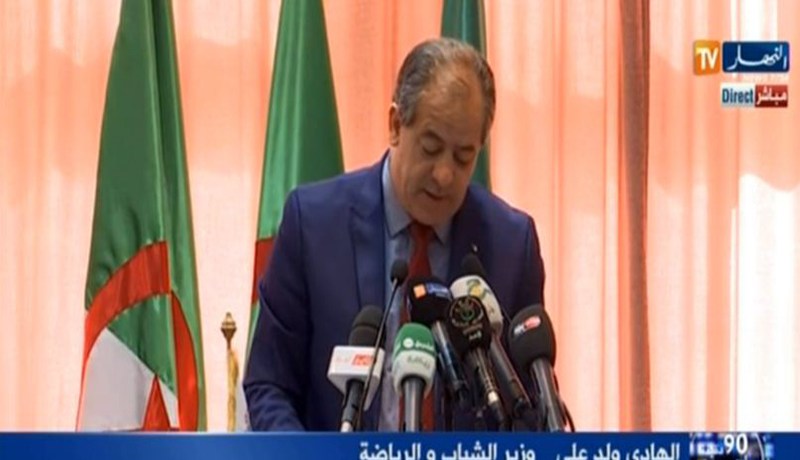 ولد علي .. علاقة الوزارة بالاتحادات الرياضية قائمة على عقد الأهداف