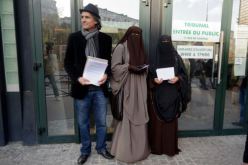 نكاز يتعهد بتسديد كل غرامات حظر النقاب في أوروبا