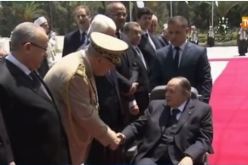 بعيدا عن البروتوكولات شاهد ما فعله بوتفليقة بقايد صالح