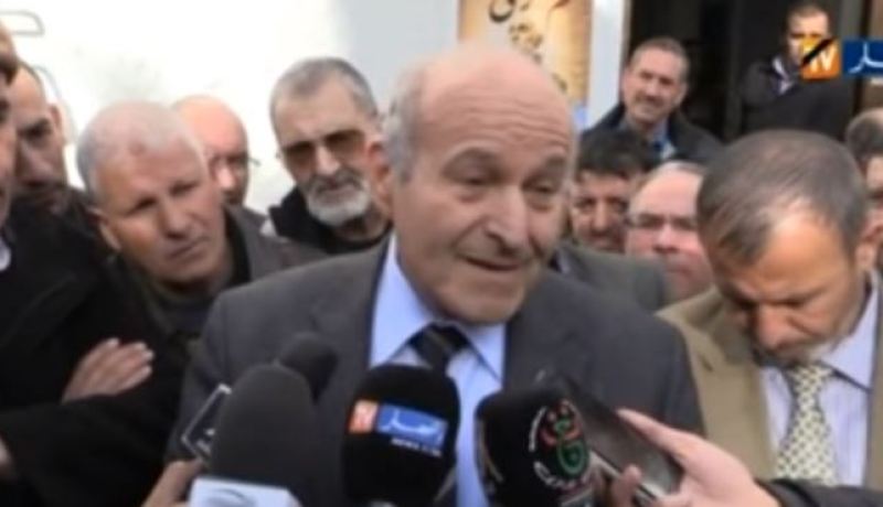 بالفيديو : ربراب يعزي عائلة الفقيد حسين آيت أحمد