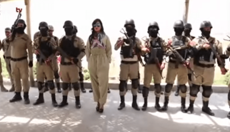 هيلي لوف الكردية تطلق كليب تقصف به داعش