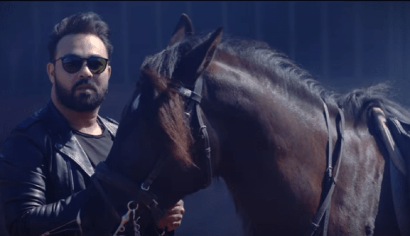 كادير الجابوني يطلق “وعلاش”