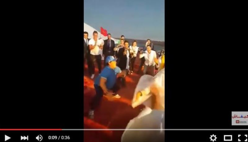 بالفيديو محمد السادس  يستنجد بمارادونا في العيون المحتلة