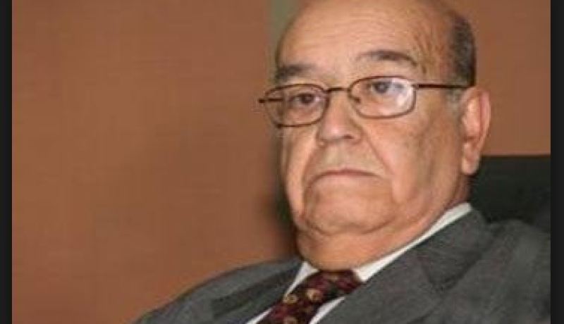 رئيس الحكومة الأسبق رضا مالك في ذمة الله