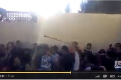 هكذا يحتفل التلميذ الجزائري داخل المدرسة باول يوم من ايام العطلة