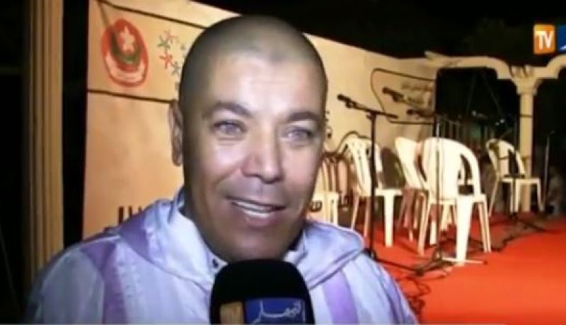 بالفيديو..المنشد جلول يحيي حفلا دينيّا بمناسبة ختان 100 يتيم