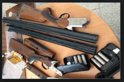 جمارك ميناء وهران تضبط شيخا متلبس بتهريب 3 بنادق صيد و كمية من خراطيش البارود