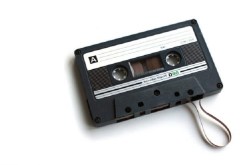 “أشرطة الكاسيت” تعود بقوة لهذا السبب