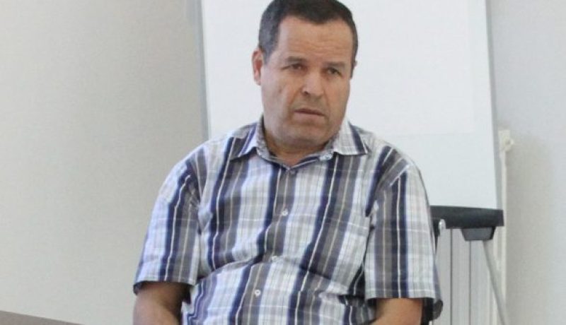 شارف :”تعاقدنا مع أطباء نفسيين..”