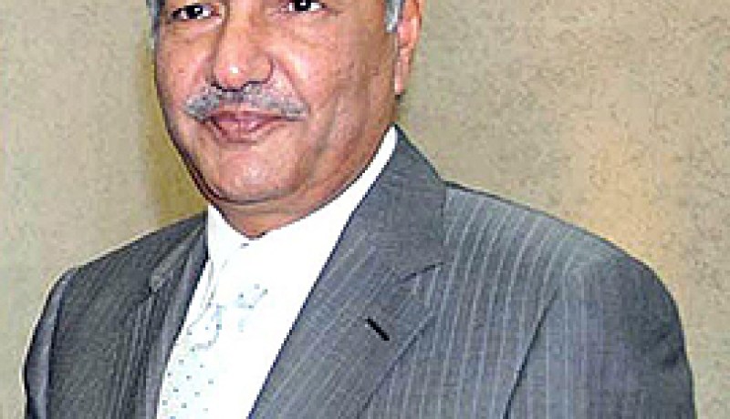 الرئيس الباكستاني يعين مخدوم شهاب الدين رئيسا للوزراء