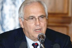 كريستوف روس في زيارة إلى الجزائر ابتداء من الأربعاء