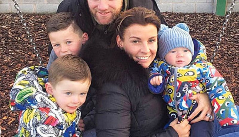 زوجة “روني”: “أنا حامل لرابع مرة وأتمناها طفلة”