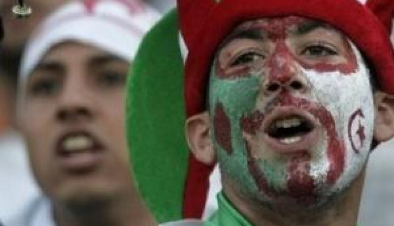 جزائري يتجه نحو بلاد الفراعنة مشيا على الأقدام لمناصرة الخضر