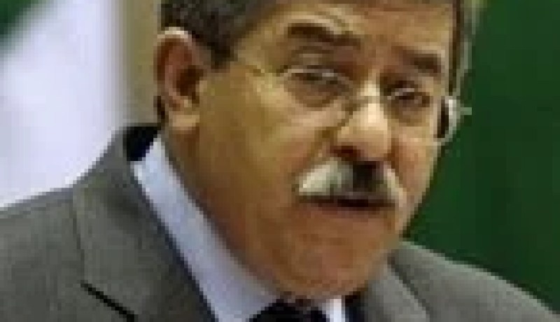 أويحيى : الجزائر قبلت بانعقاد قمة عربية حول غزة