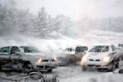 ثلاث وفيات و انهيار لعدة مباني و طرق شلتها الثلوج و الأمطار