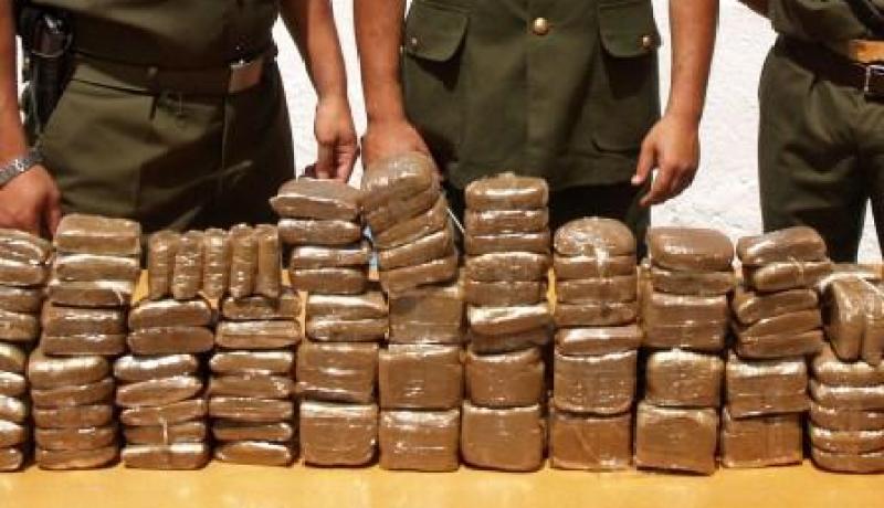 حجز 5.6 قنطار من القنب الهندي و توقيف “بارون” و شخصين كانا يراقبان تحركات مصالح الأمن
