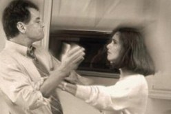 ركلة قوية وصفعة دامية‮.. ‬لأنّه تزوج مرتين وأنا في‮ ‬غفلة كالغبية‮‬