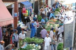 الداخلية تشرع في تطهير الأسواق من باعة الأرصفة و''الزوالية'' يحتجّون