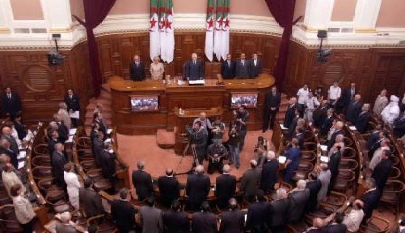 إقرار العمل للنفع العام كعقوبة بديلة عن عقوبة الحبس