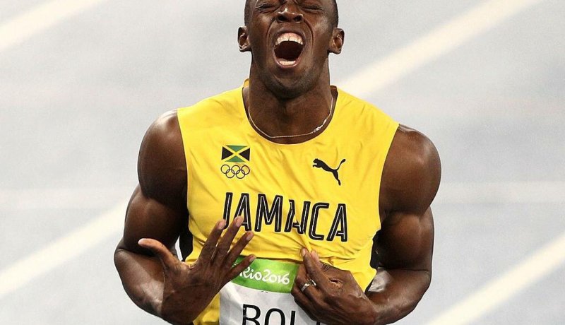 الأسطورة بولت يخسر سباقه الأخير