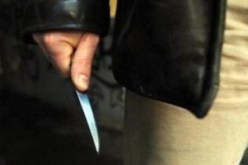 يقتل شقيقه بخنجر للإنفراد بملكية عقارات والدهما