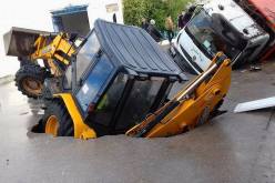 بالصور… لعنة حفرة بن عكنون تنتقل إلى تونس